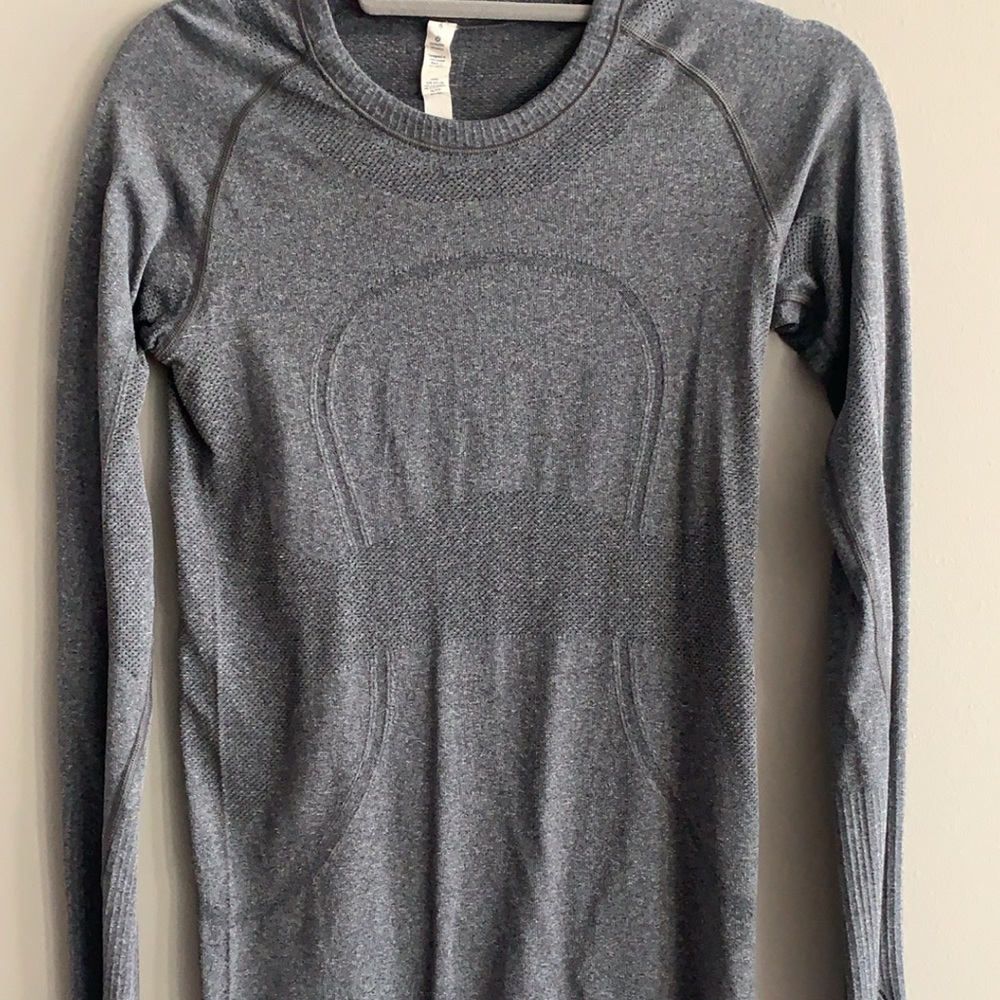 LuLu lemon workout athletic top